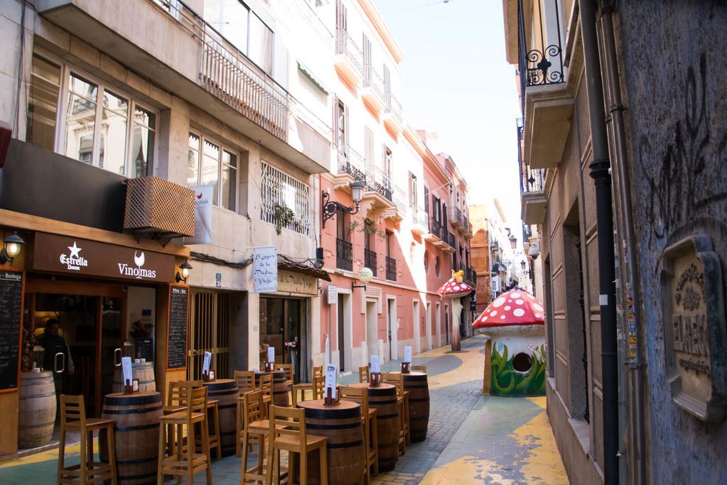 Beach & Urban Attic Αλικάντε Δωμάτιο φωτογραφία